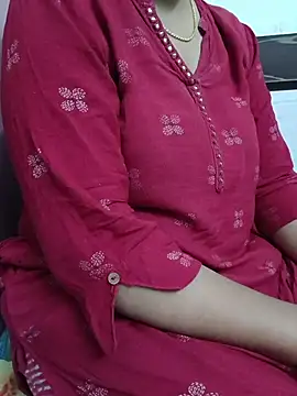 Snapshot of Queenlipx chatting on 03-29-26, 02:50 Queenlipx online show from 03-29-26, 02:50