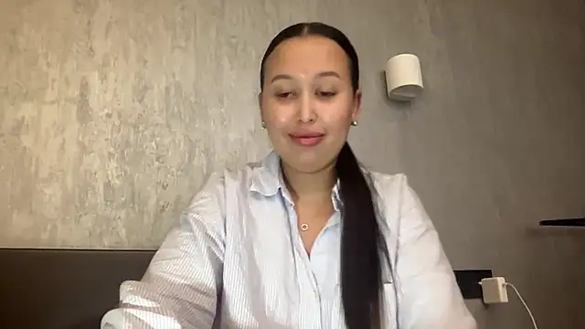 Snapshot of Dana_005 chatting on 03-25-26, 08:15 Dana 005 online show from 03-25-26, 08:15