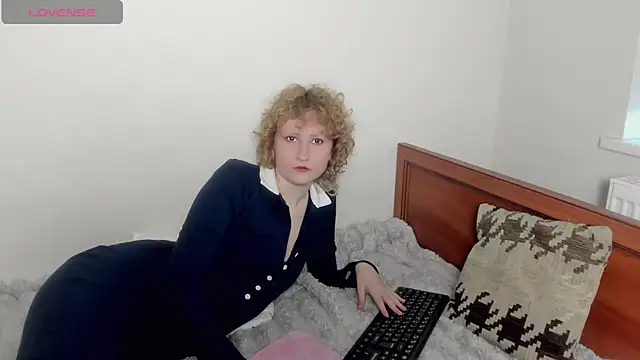 AnnStasia online show from 02-23-26, 03:42