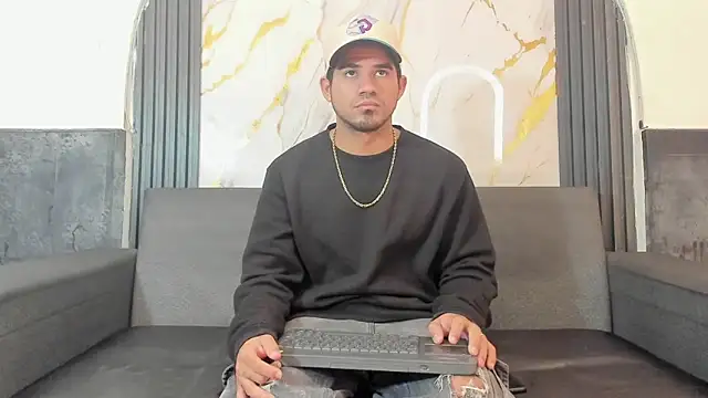 Latins on fire online show from 05-06-26, 11:37
