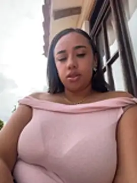 Snapshot of Eyssha chatting on 03-30-26, 01:45 Eyssha online show from 03-30-26, 01:45