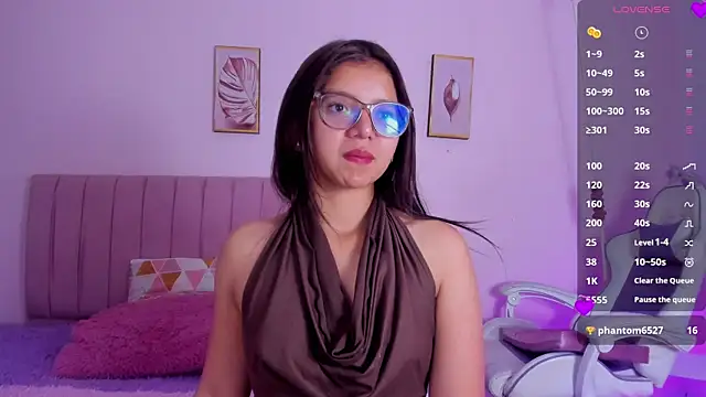 Zoow bluussh online show from 04-02-26, 12:03