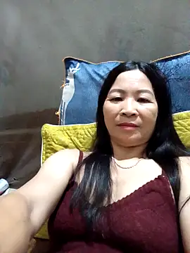 Snapshot of Big-all012 chatting on 04-15-26, 11:27 Big-all012 online show from 04-15-26, 11:27