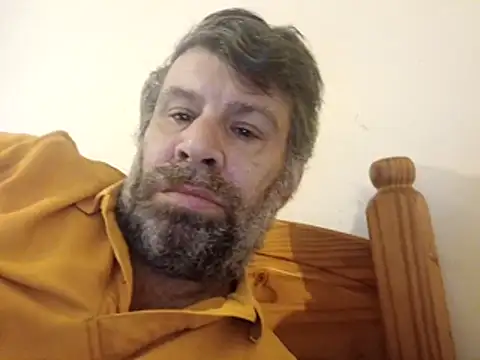 Snapshot of stud2512 chatting on 02-28-26, 01:45 stud2512 online show from 02-28-26, 01:45