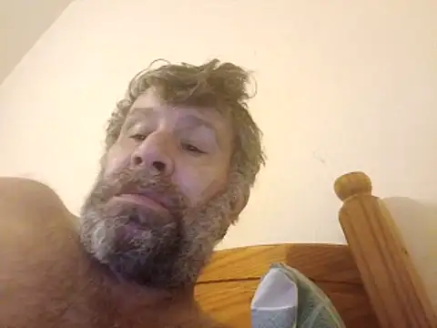 Snapshot of stud2512 chatting on 03-01-26, 01:51 stud2512 online show from 03-01-26, 01:51