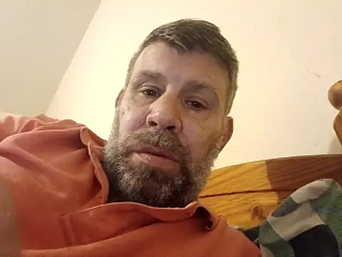 Snapshot of stud2512 chatting on 03-05-26, 11:01 stud2512 online show from 03-05-26, 11:01