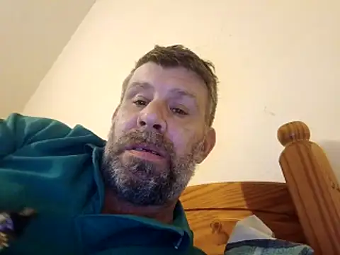 Snapshot of stud2512 chatting on 03-10-26, 10:15 stud2512 online show from 03-10-26, 10:15