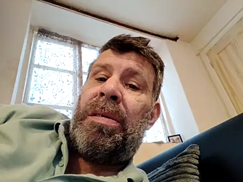 Snapshot of stud2512 chatting on 03-19-26, 05:06 stud2512 online show from 03-19-26, 05:06