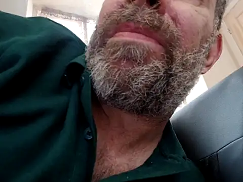 Snapshot of stud2512 chatting on 03-26-26, 09:37 stud2512 online show from 03-26-26, 09:37