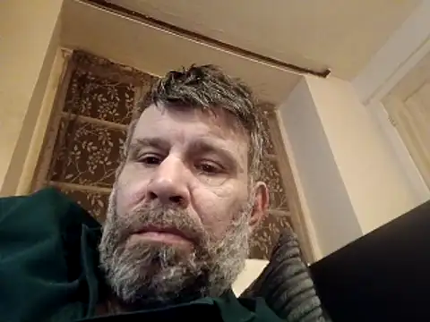 Snapshot of stud2512 chatting on 03-29-26, 09:48 stud2512 online show from 03-29-26, 09:48