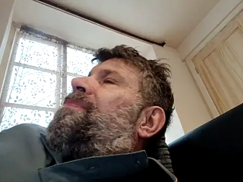 Snapshot of stud2512 chatting on 03-30-26, 05:03 stud2512 online show from 03-30-26, 05:03