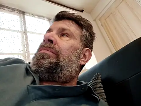 Snapshot of stud2512 chatting on 03-31-26, 03:56 stud2512 online show from 03-31-26, 03:56