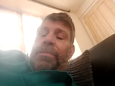 Snapshot of stud2512 chatting on 04-07-26, 09:21 stud2512 online show from 04-07-26, 09:21