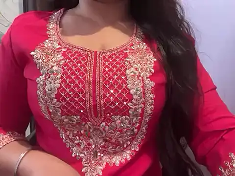 Snapshot of Avneet_kaurr1 chatting on 05-27-26, 03:03 Avneet kaurr1 online show from 05-27-26, 03:03