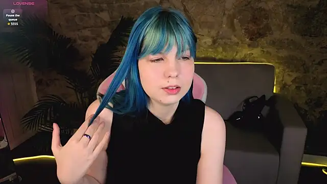 Snapshot of SofiaSterns chatting on 03-27-26, 01:33 SofiaSterns online show from 03-27-26, 01:33