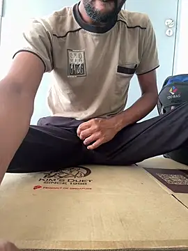 Snapshot of chavad-345 chatting on 04-08-26, 04:34 chavad-345 online show from 04-08-26, 04:34