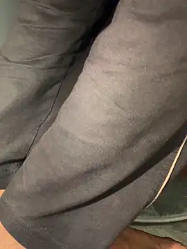 Snapshot of chavad-345 chatting on 04-12-26, 06:29 chavad-345 online show from 04-12-26, 06:29