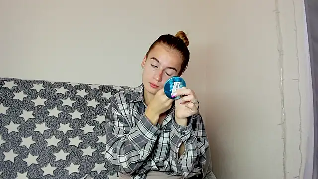 Stacey Brow online show from 06-24-26, 02:32
