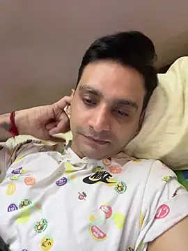 Snapshot of online4u08 chatting on 03-06-26, 04:03 online4u08 online show from 03-06-26, 04:03