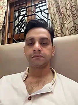 Snapshot of online4u08 chatting on 03-12-26, 08:15 online4u08 online show from 03-12-26, 08:15