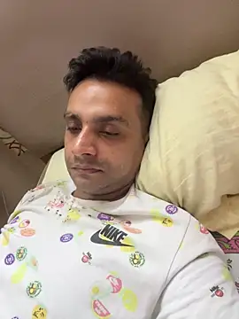 Snapshot of online4u08 chatting on 04-07-26, 05:46 online4u08 online show from 04-07-26, 05:46