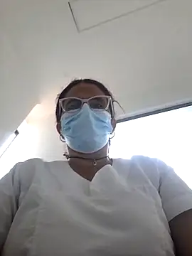 Snapshot of Lorenaluna chatting on 03-27-26, 02:50 Lorenaluna online show from 03-27-26, 02:50