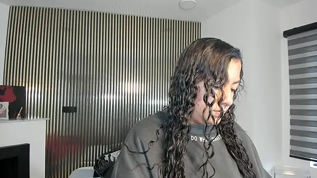 Snapshot of paulys_ chatting on 06-26-26, 11:25 paulys online show from 06-26-26, 11:25