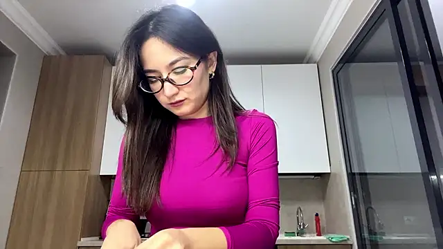 AleciaGeidner online show from 03-06-26, 04:36