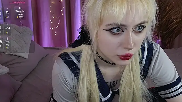rraffaellka online show from 05-12-26, 09:34