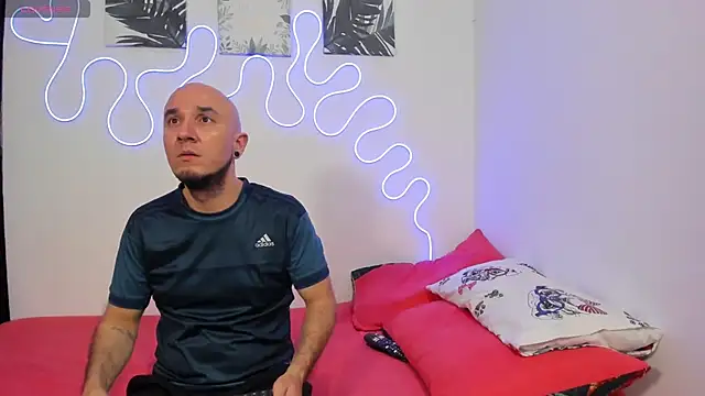 Cintya n Roger online show from 03-24-26, 10:53