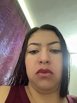 Snapshot of Cintya_n_Roger chatting on 07-28-26, 03:21 Cintya n Roger online show from 07-28-26, 03:21