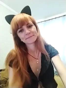 Snapshot of YaroslavaLester chatting on 06-19-26, 10:08 YaroslavaLester online show from 06-19-26, 10:08