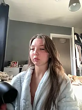 Snapshot of Bellesweett chatting on 04-06-26, 05:14 Bellesweett online show from 04-06-26, 05:14