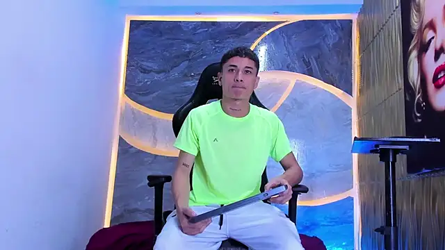 Matheus Ic  online show from 02-25-26, 07:56