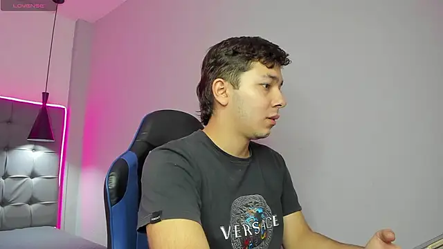 Julian Smith21 online show from 03-09-26, 01:37