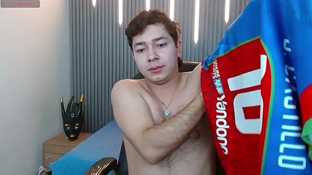 Julian Smith21 online show from 03-22-26, 03:10