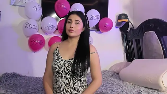 Snapshot of angelique_dubois chatting on 03-03-26, 07:42 angelique dubois online show from 03-03-26, 07:42