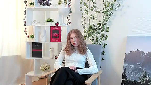 ZaidaCourcy online show from 02-25-26, 04:11