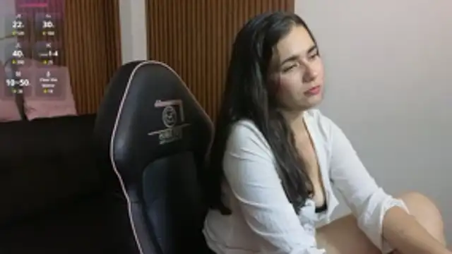 Loren Tay online show from 06-19-26, 03:33
