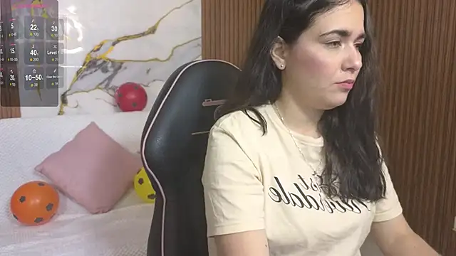 Loren Tay online show from 06-23-26, 03:04