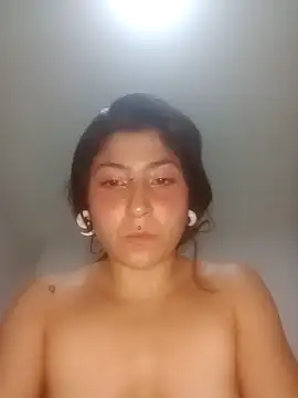 Little Sweett online show from 02-28-26, 02:45