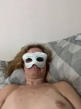 Cristal2342 online show from 02-27-26, 01:38