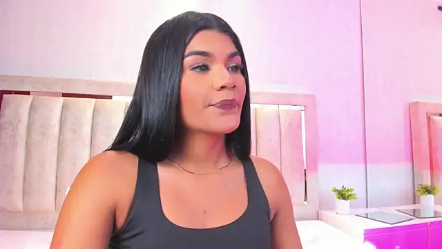 Snapshot of AlaiaMoretti_ chatting on 05-22-26, 11:54 AlaiaMoretti online show from 05-22-26, 11:54