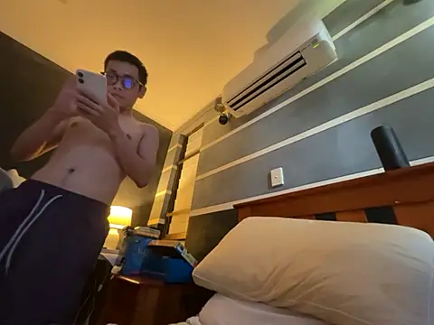 Peter070395 online show from 02-22-26, 06:35