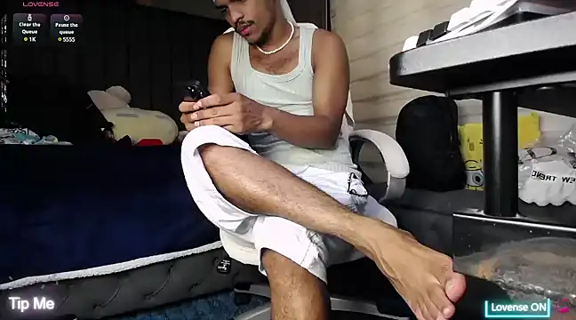 Snapshot of dirty_27cms chatting on 02-12-25, 02:14 dirty 27cms online show from 02-12-25, 02:14