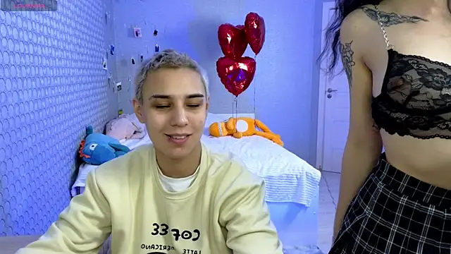 LuxuryLoverss online show from 02-26-26, 06:56