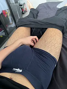 Snapshot of Vireontr1 chatting on 02-24-26, 09:40 Vireontr1 online show from 02-24-26, 09:40