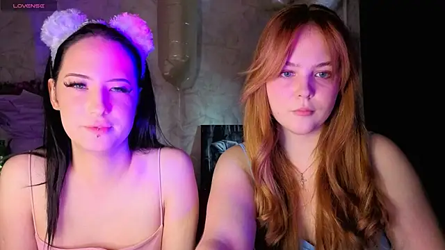 Elle Funning online show from 04-17-26, 09:01