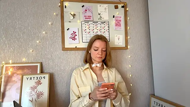 Snapshot of Marry_Sornatiko chatting on 03-10-26, 11:37 Marry Sornatiko online show from 03-10-26, 11:37