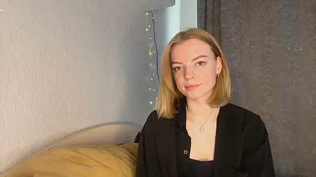 Snapshot of Marry_Sornatiko chatting on 03-16-26, 03:05 Marry Sornatiko online show from 03-16-26, 03:05